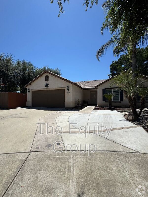 Building Photo - 3603 N Minden Ct Unit A Rental