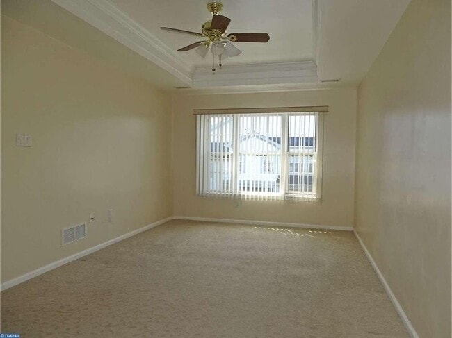 Photo - 202 Red Maple Ct