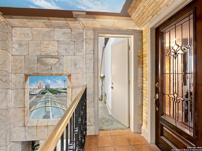 Photo - 211 N Presa St Unidad 2