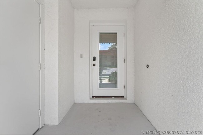 Building Photo - 505 Brackenwood Pl