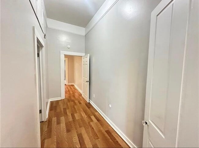 Photo - 453 Avenue A