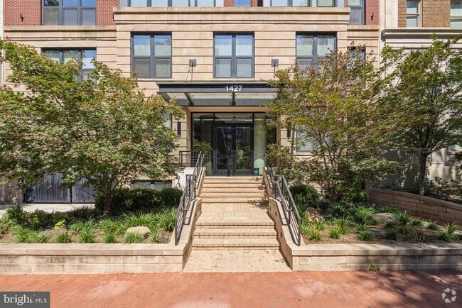 Building Photo - 1427 Rhode Island Ave NW Unit 202 Rental