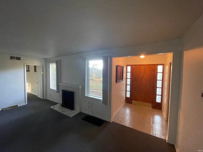 Photo - 2625 S Smith Rd