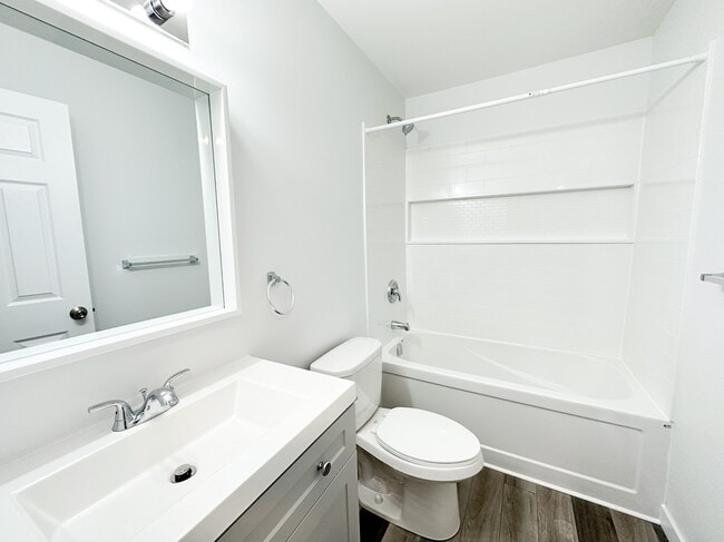 Photo - 355 Prince St Unité 8