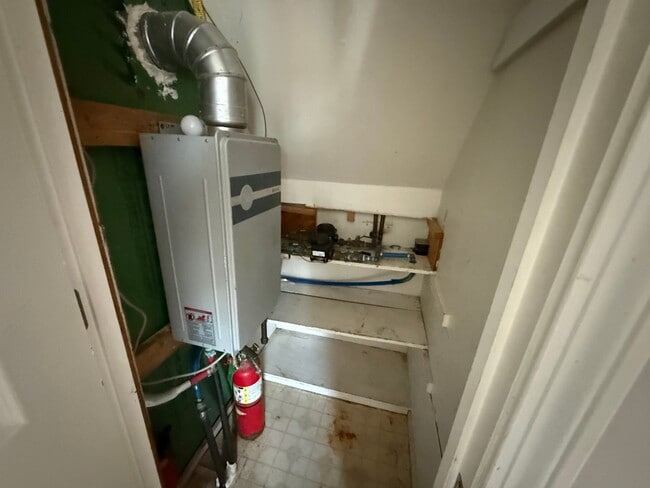 Photo - 2a Bragg Ave Unit A