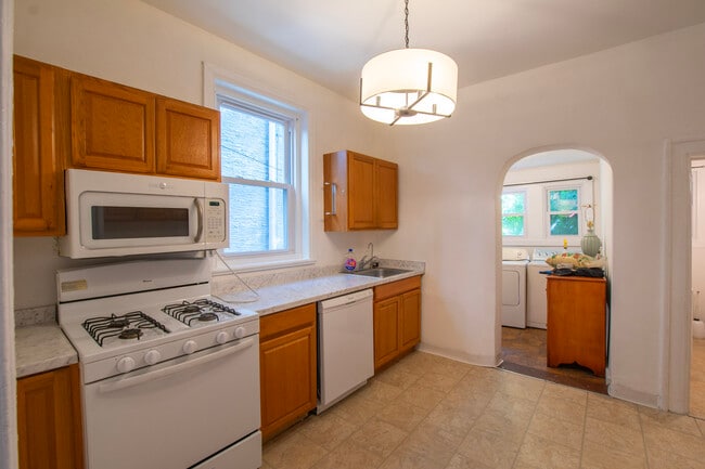 Photo - 2039 N Gratz St