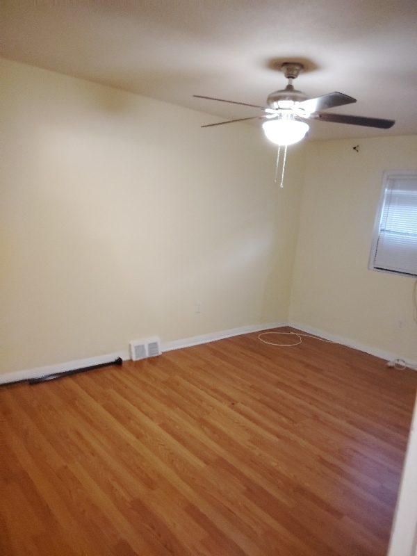 Photo - 1346 Pennwood Rd Unit 1