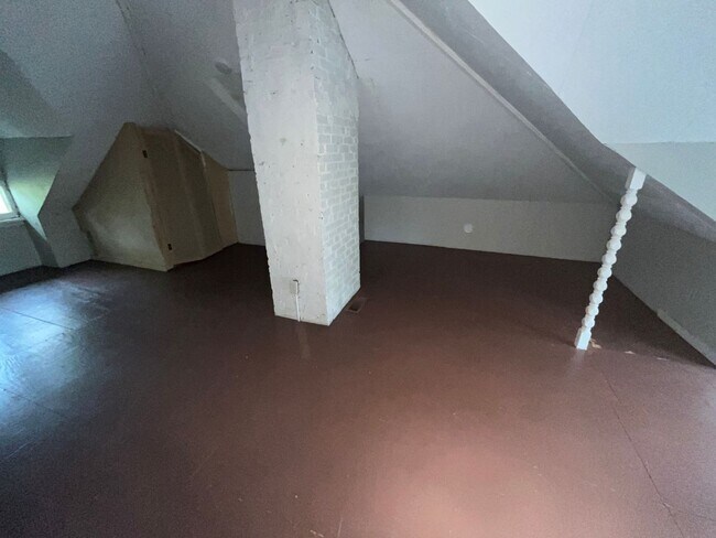 Photo - 910 N 9th St Rd Unit 3