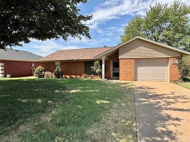 Photo - 153 Jami Ave