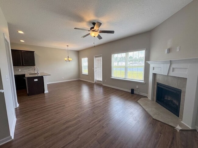 Photo - 133 Brightleaf Cir