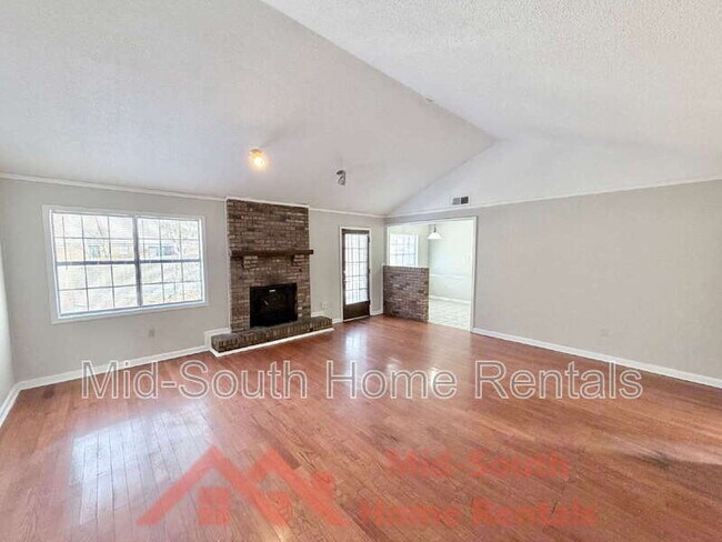 Photo - 7288 Hollorn Ln