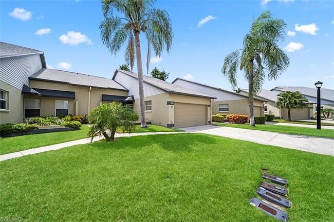 Photo - 902 McGregor Park Cir