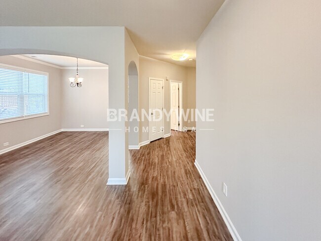 Photo - 2585 Kolb Manor Cir SW