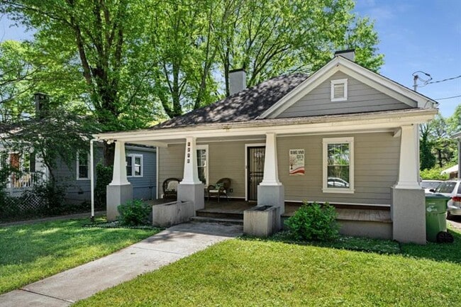 Photo - 1272 Oakland Terrace SW