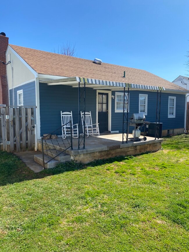 Photo - 216 Clymer Ave