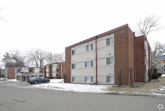 Wayzata Terrace Apartments - Wayzata Terrace Apartments