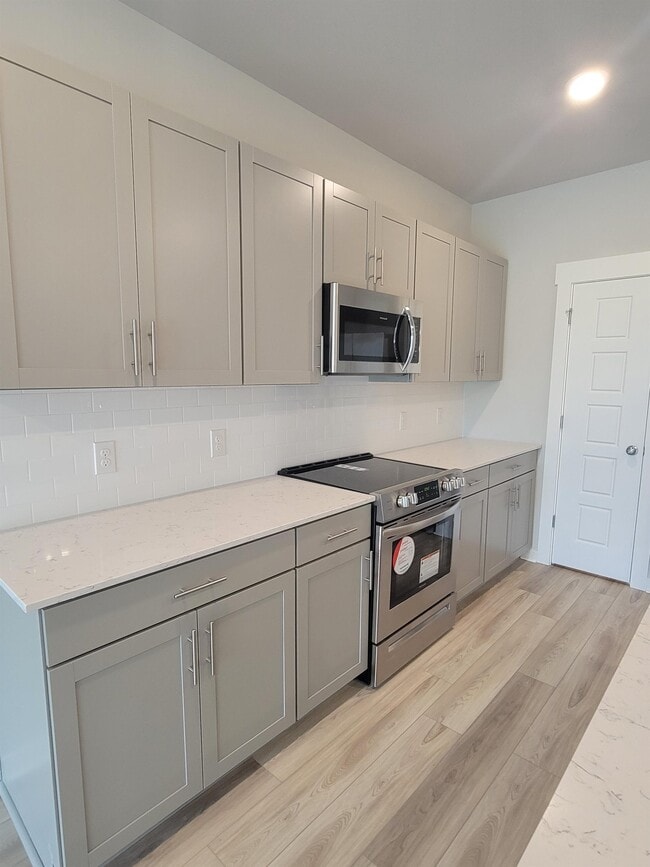 Photo - 382 Casper Dr