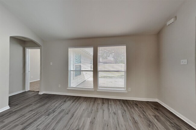 Photo - 3514 Bramble Fern Pl