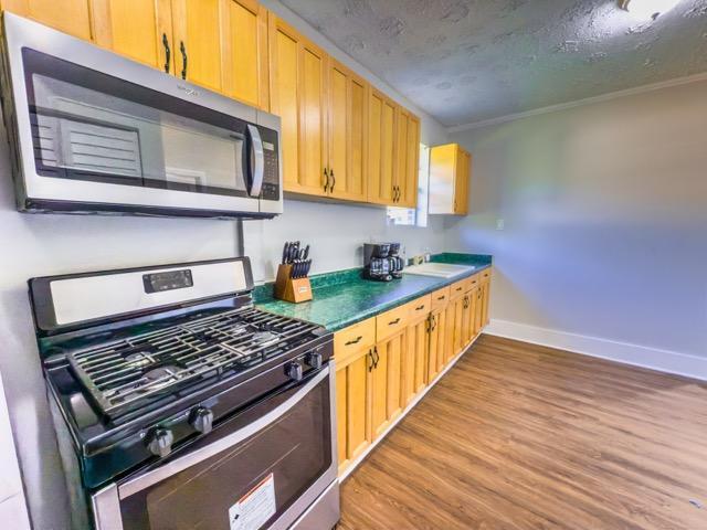 Photo - 207 W 21st St