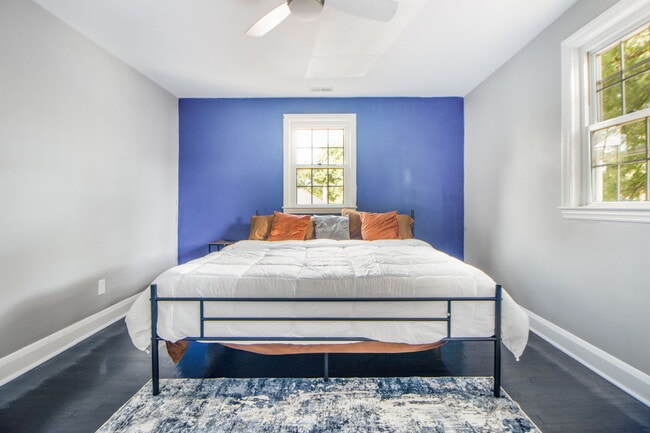 Building Photo - 6106 Maylane Dr Unit F2 Rental