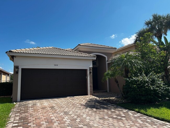 Building Photo - 7458 Via Luria Rental