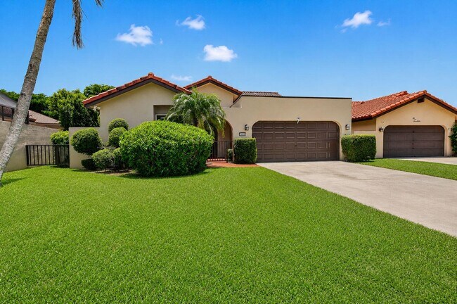 7690 Solimar Cir