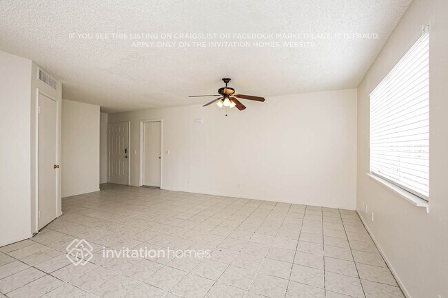 Photo - 901 Calico Hills Ct