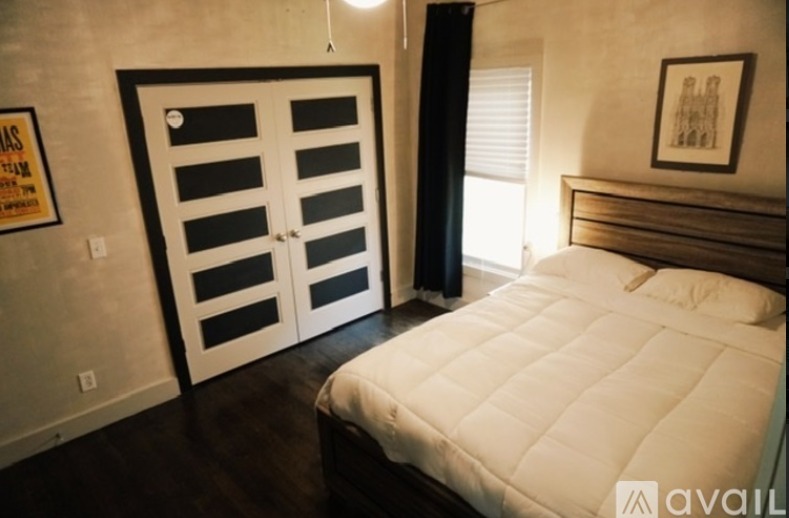 Photo - 2438 Brittany Dr (Nashville, TN)