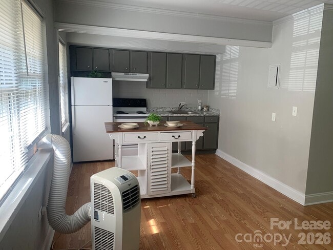 Photo - 1617 Fulton Ave Unit A