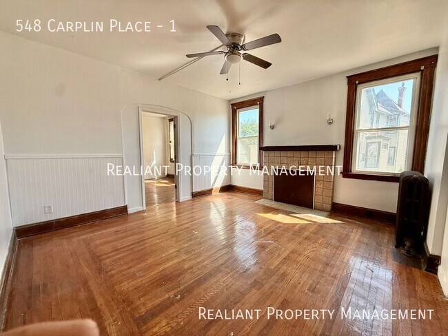 Photo - 548 Carplin Pl Unidad 1