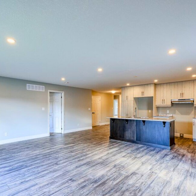 Photo - 2-Bedroom House available in Norwich!!