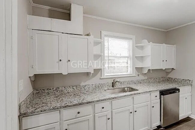 Photo - 2921 E Wynnton Ln