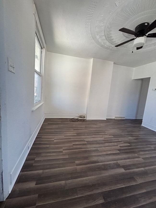 Photo - 2 bed/1 bathroom duplex