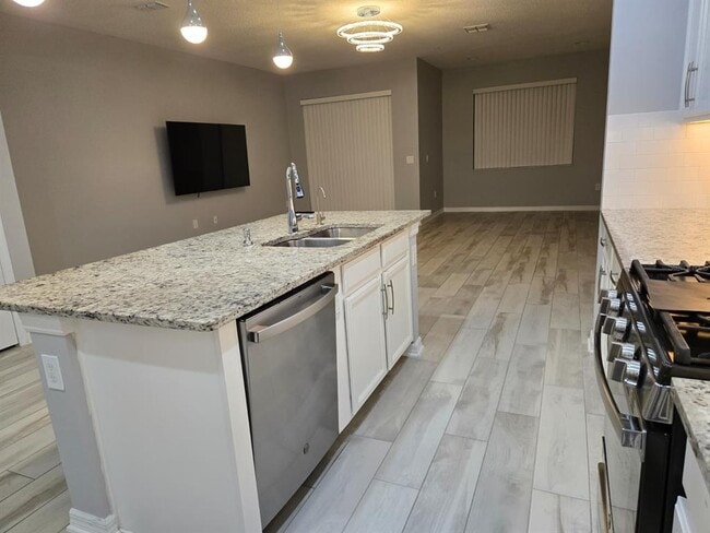 Photo - 276 Cedar Bark Ln