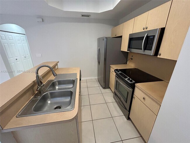 Photo - 4961 Leeward Ln