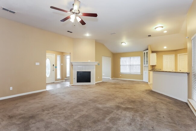 Photo - 700 Havencrest Dr