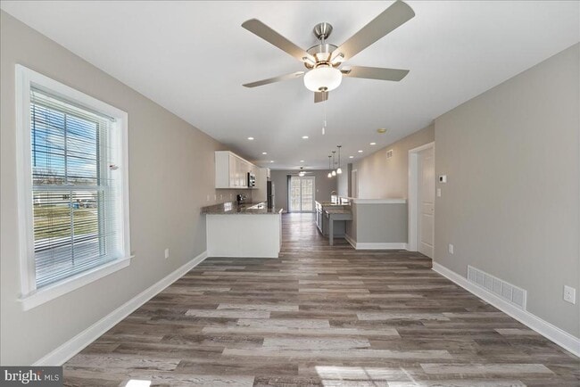 Photo - 552 Creek Rd