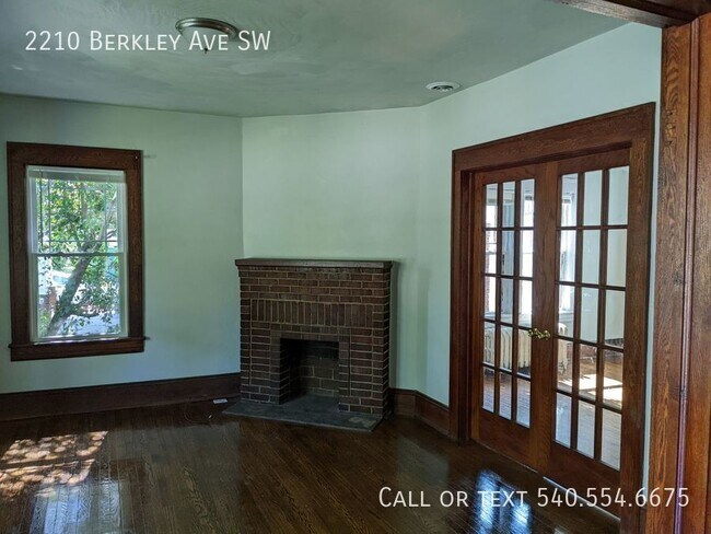Photo - 2210 Berkley Ave SW