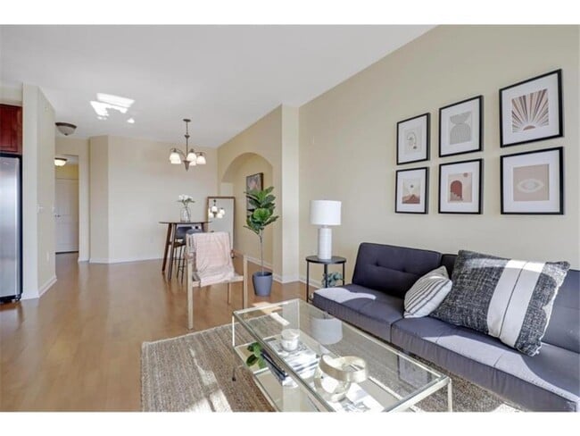 Photo - 500 E Grant St