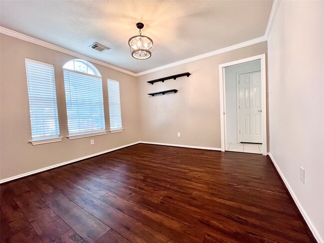 Photo - 67 N Merryweather Cir