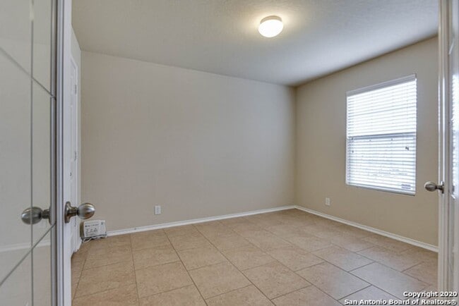 Photo - BEAUTIFUL 3-BEDROOM HOME IN MOUNTAIN LAUREL RANCH