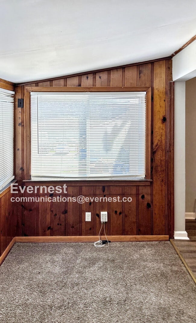 Photo - 5636 Sunbury Ave