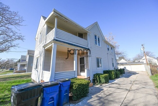 Photo - 6616 Wakefield Ave