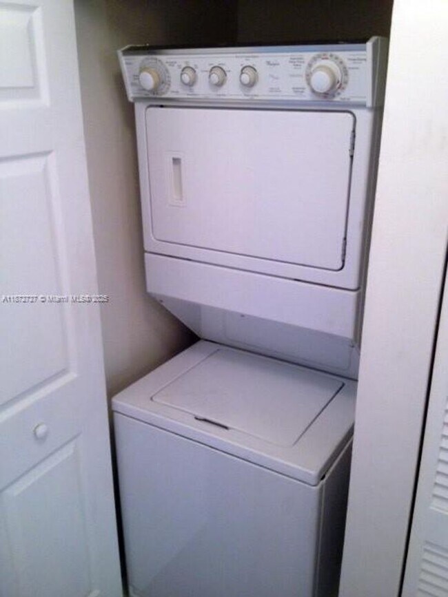 Photo - 5827 NW 57th Ave