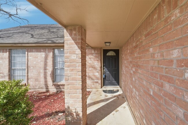 Photo - 926 Comstock Springs Dr