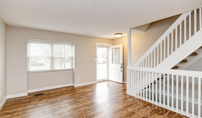 Photo - 922 Noddymill Ln E Unit 30A