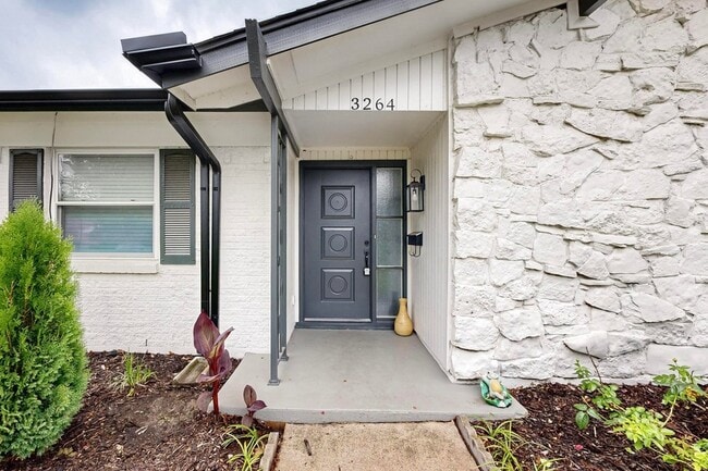 3264 Northaven Rd