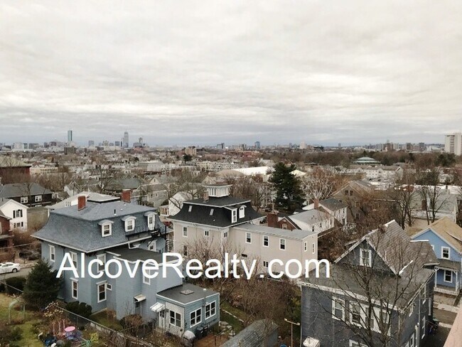 Building Photo - 41 Belmont St Unit 27