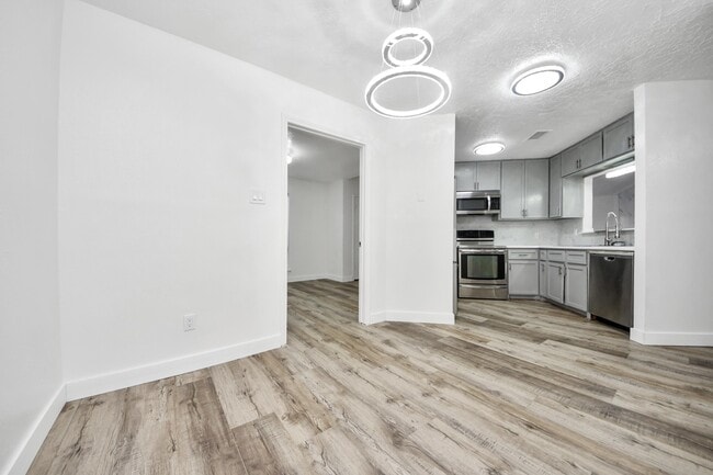 Photo - 11627 Bowlan Ln