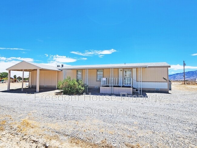 Building Photo - 3851 W Donner St Rental